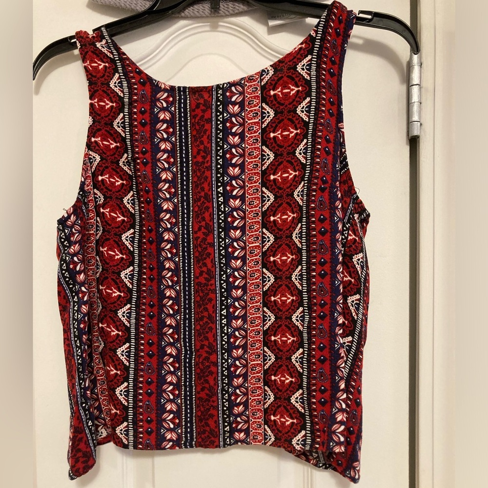 H&M Divided Tank with split back. Size US 14 (juniors)